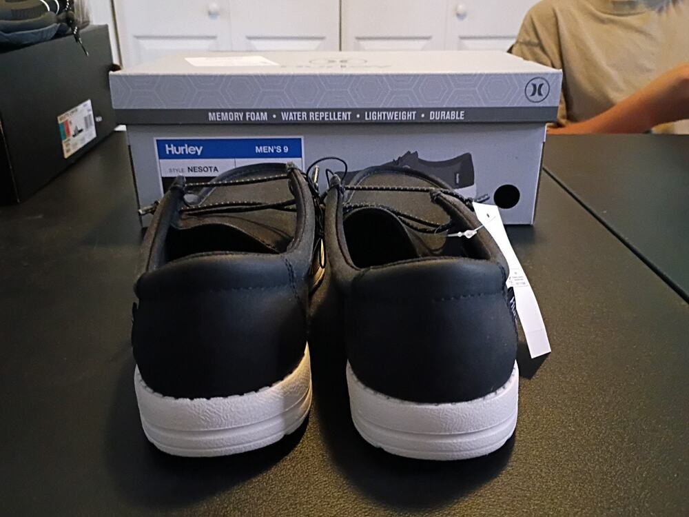 mens hurley slip on shoes